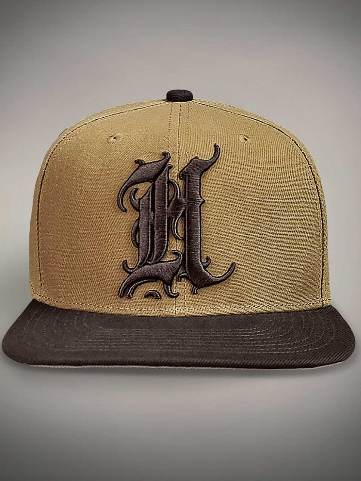 CAMEL H Snapback Cap 4.jpg