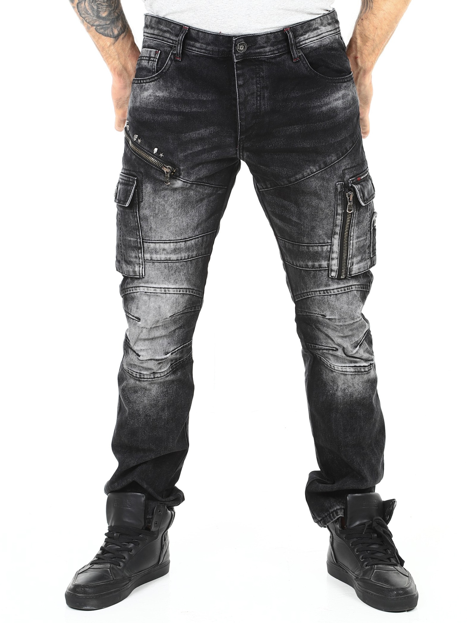 Cipo Baxx Lacerate Grey 2026_1.jpg