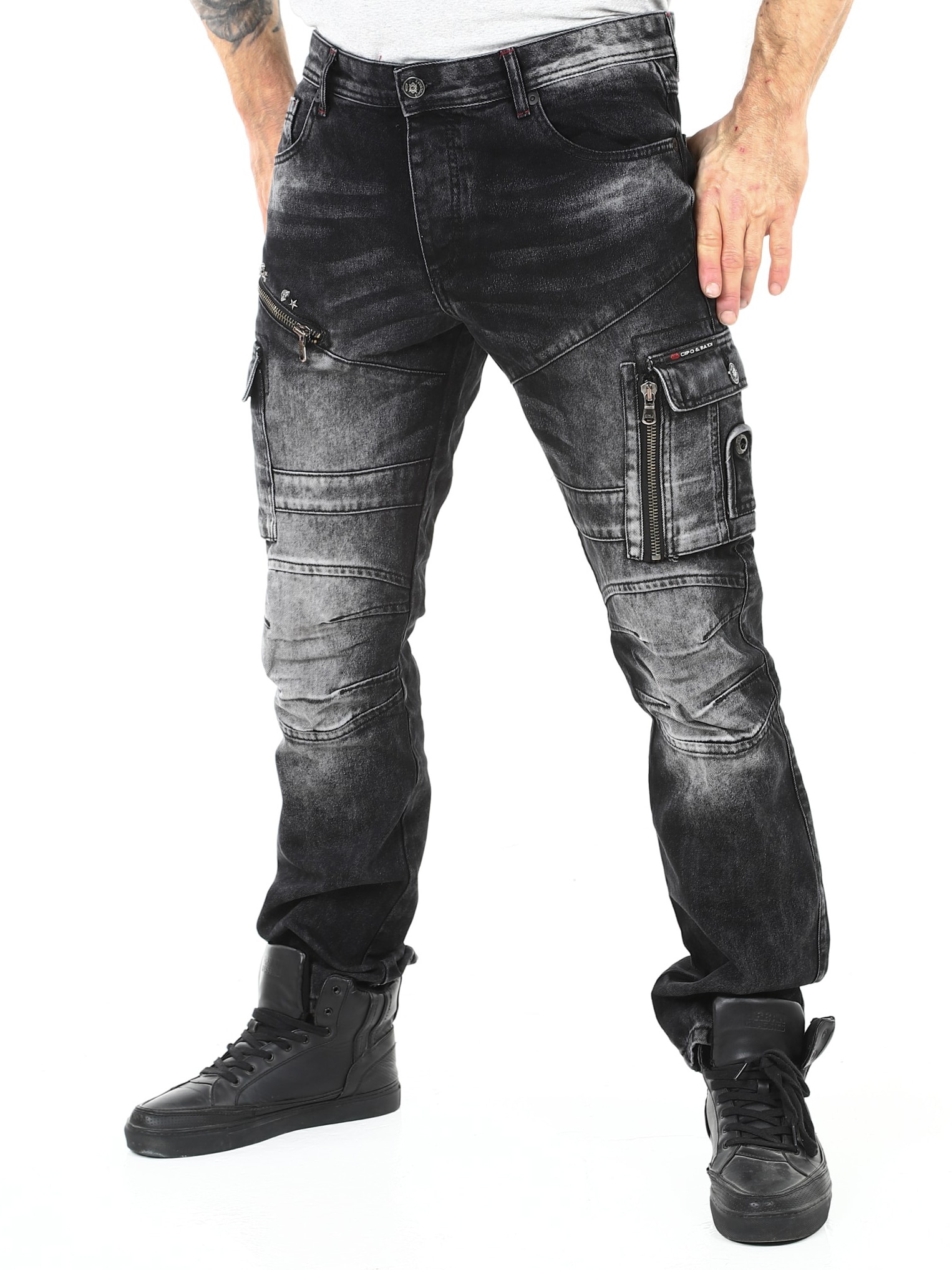 Cipo Baxx Lacerate Grey 2026_3.jpg
