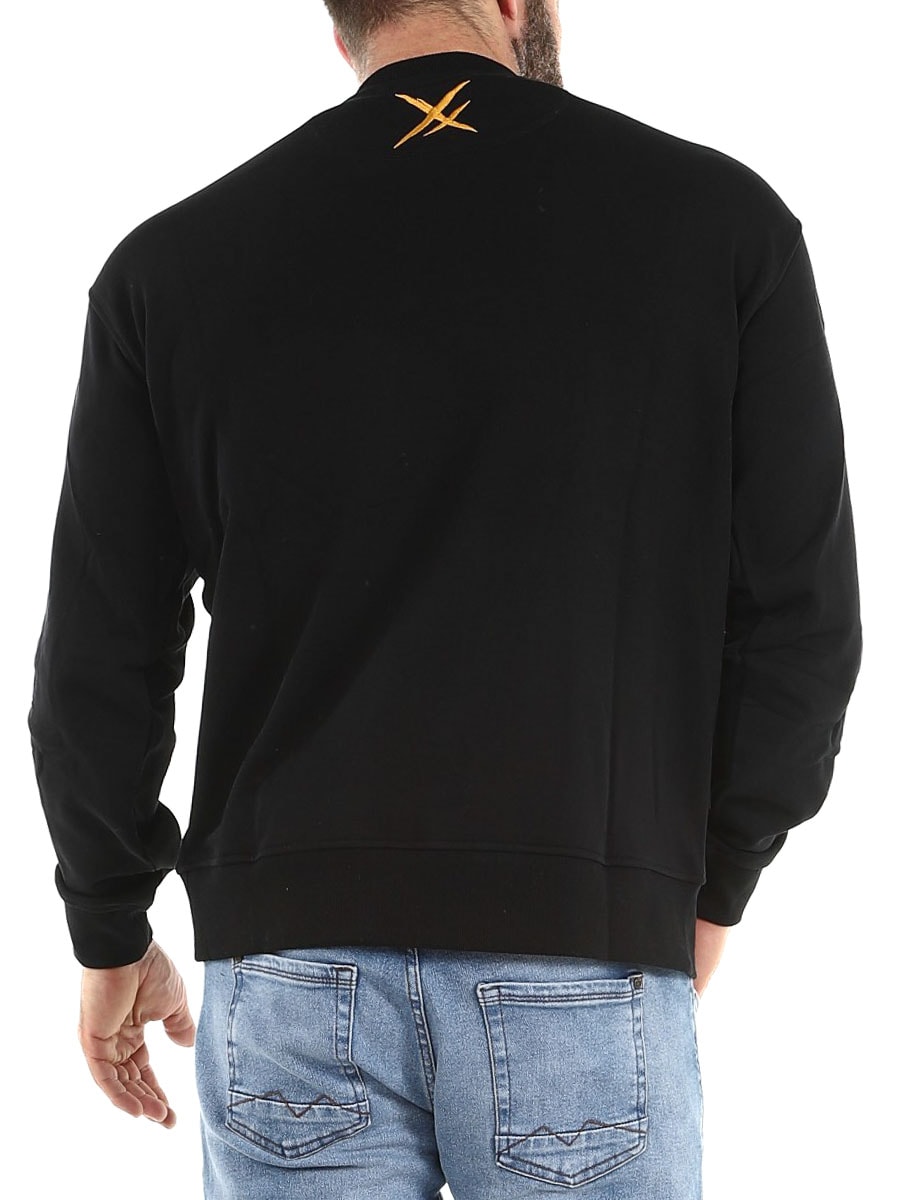 Hyraw Gold Crewneck Sweater_5.jpg