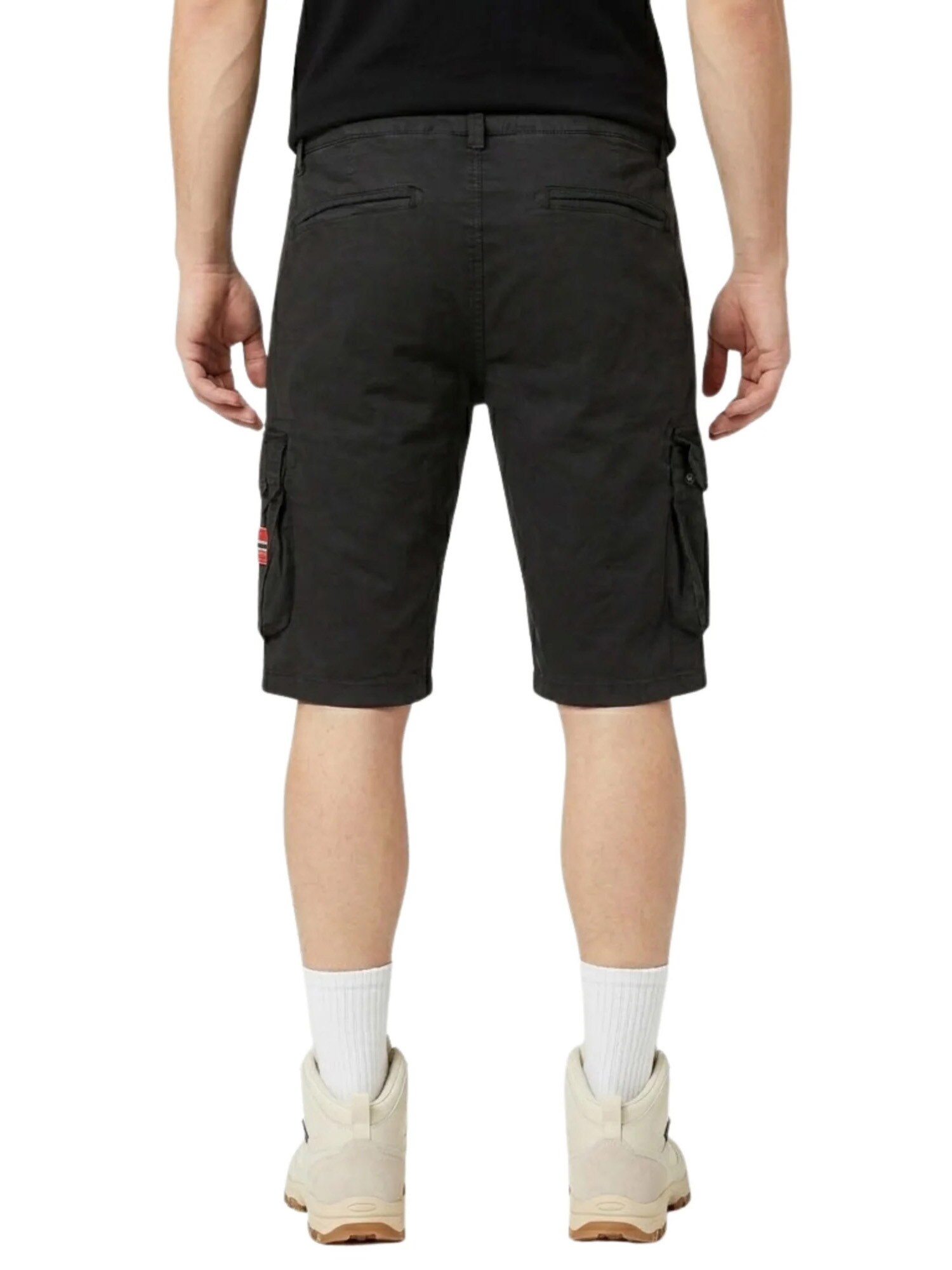 Phenix Geo Norway Shorts Black 3.jpg