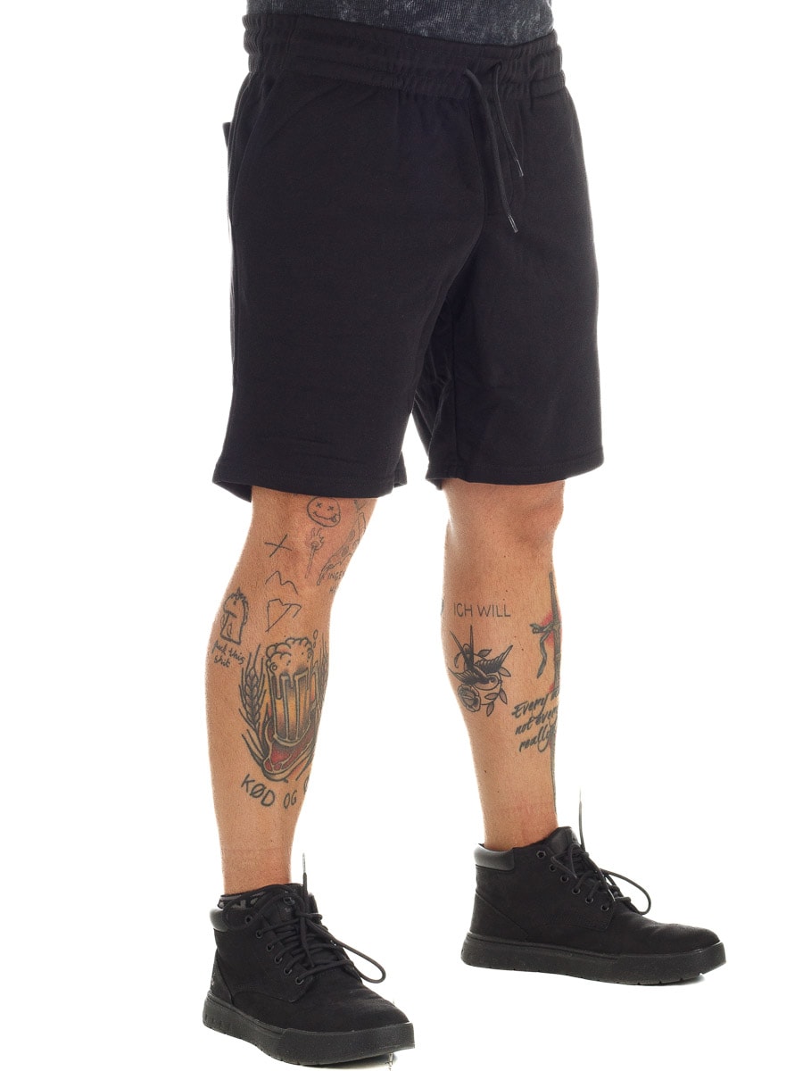 Rebel Gorm Shorts - Svart 2026_3.jpg