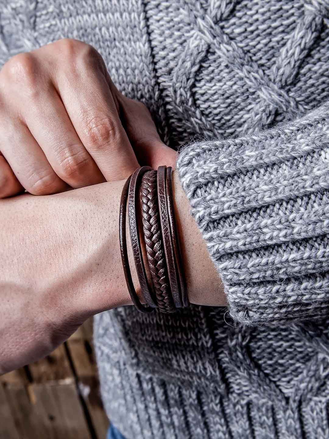 X-B001-brown Serasar Braid Leather Armband 3.jpg